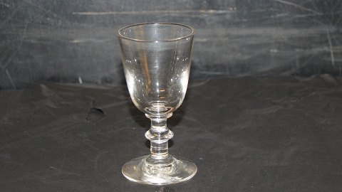 Port wine glass #Berlinoir glass, smooth