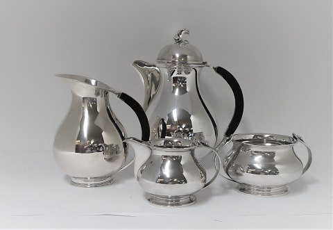 Grann & Laglye. Silbernes Kaffeeservice (830). Bestehend aus ; Kaffeekanne, 
Wasserkanne, Sahnekännchen und Zuckerdose. Hergestellt in den 1940er Jahren.