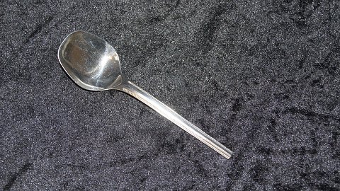 Marmeladeske #Farina Sølvplet
Længde 13 cm