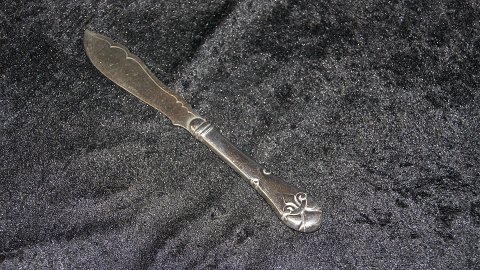 Fiskekniv #Fransk Lilje Sølvplet
Produceret af O.V. Mogensen.
