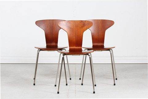 Arne Jacobsen
Munkegaards stole
af teaktræ