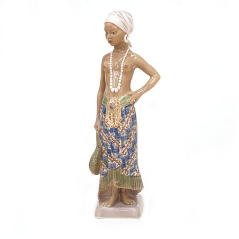 Dahl Jensen Figur 1117. "Mädchen aus Ost Sierra 
Leone". H: 24,5cm