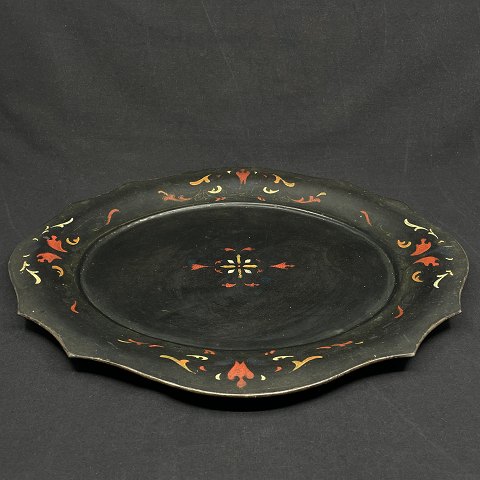 Tray in metal from the 1880s