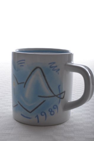 Royal Copenhagen Small Annual mug 1989