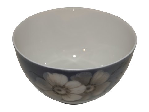 Royal Copenhagen
Art Nouveau round bowl 12.0 cm.