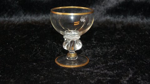 Liqueur glass #Gisselfelt
Height 8.2 cm
Width 6 cm in diameter