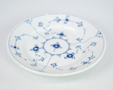 Bing og Grøndahl  fluted blue fluted breakfast plates in heavy edition called 
Hotel Porcelæn.
H: 3 Dia: 21
Great condition
