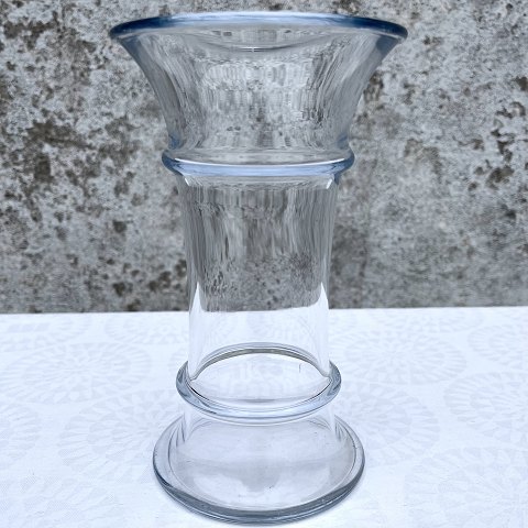 Holmegaard
MB vase
Clear glass
* 175 DKK