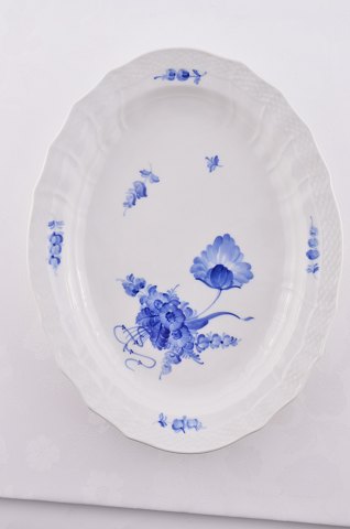 Royal Copenhagen Blaue Blume geschweift Platte 1556