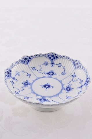 Royal Copenhagen  Blue fluted half lace Cake bowl on foot 511