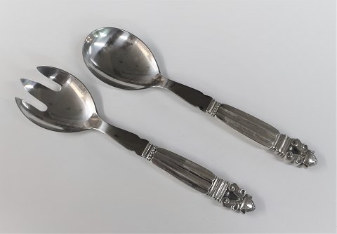 Georg Jensen. Silberbesteck (925). König. Salatbesteck. Länge 19,5 cm.