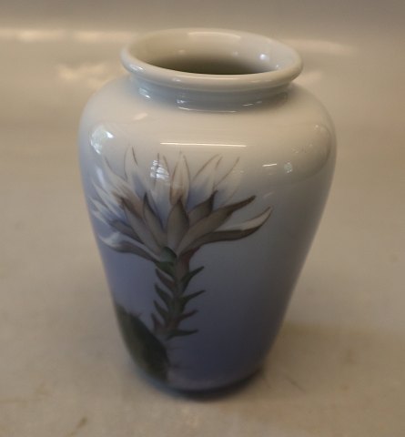 2672-1740 Kgl. Kaktusblomst vase 10.5 cm Kongelig Dansk
