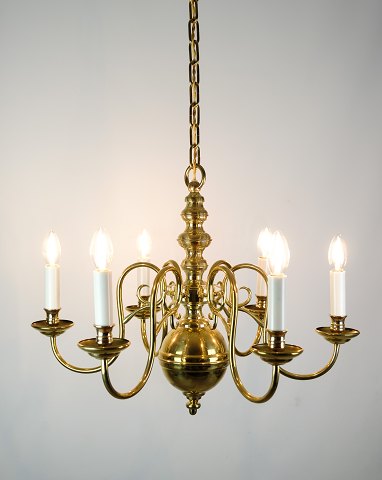 Church chandelier, six arms, brass, 1920s.
Great condition
