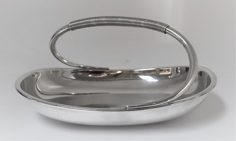 Cohr. Silver bowl with handle (925). Length 22.5 cm. Width 17.5 cm