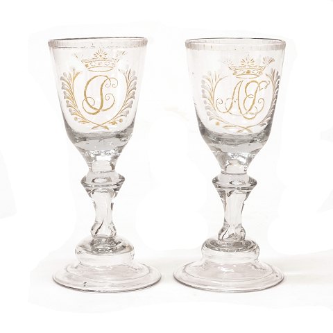 Pair of Norwegian Nøstetangen glasses. H: 15,5cm