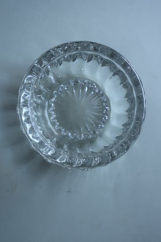 Gammelt saltkar af glas
L: ca. 5cm
I god stand