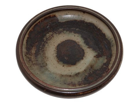 Royal Copenhagen art pottery
Round tray by Carl Halier