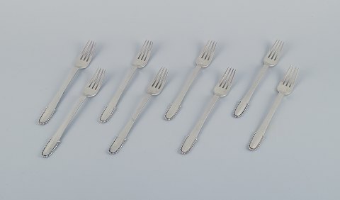 click to zoom