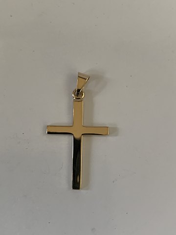 Cross pendant in 14 carat gold