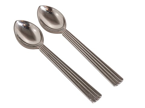 Georg Jensen Bernadotte
Cofffee spoon 10.8 cm.