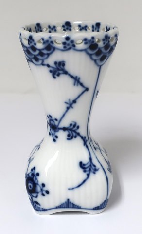 Royal Copenhagen. Blue fluted, full lace. Vase. Model 1162. (1 quality). Height 
9,5 cm.