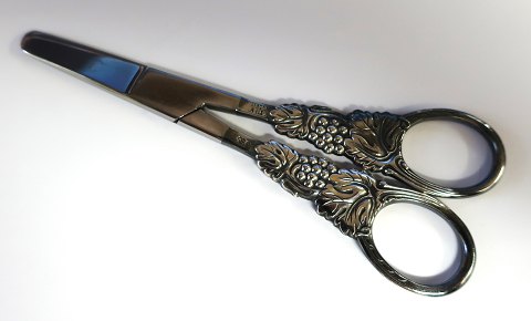 Grape scissors with silver handle (925). Length 13 cm