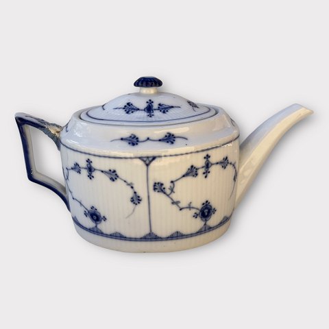 Royal Copenhagen
Blue fluted
Plain
Teapot
*DKK 1200