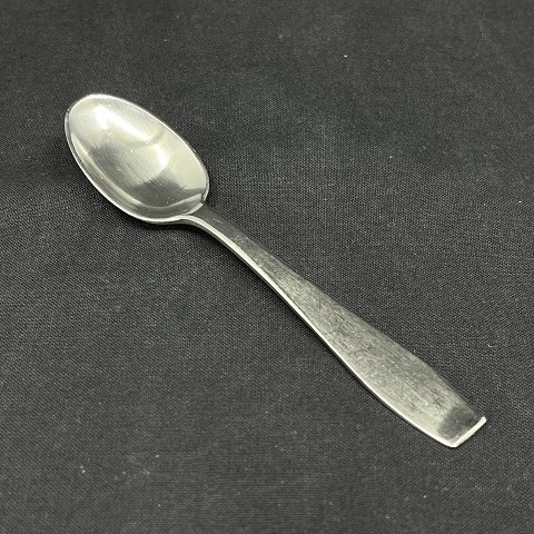 Plata tea spoon by Georg Jensen
