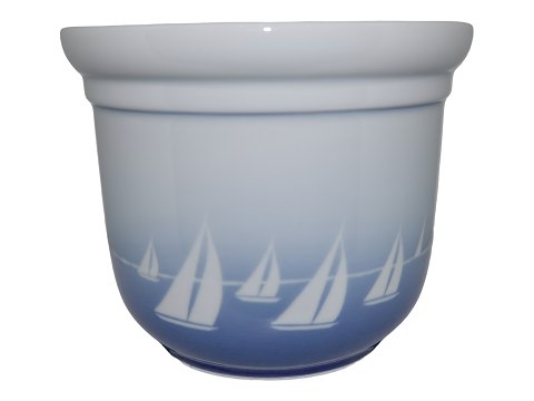 Ship pattern
Flower pot