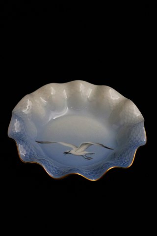 Bing & Grondahl small bowl with wavy edge with gold decoration 
in the seagull dinner set. B&G# 227...