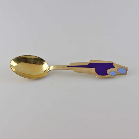 item no: 557622