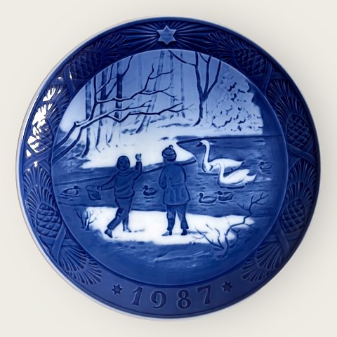 Royal Copenhagen
Christmas plate
1987
*DKK 75