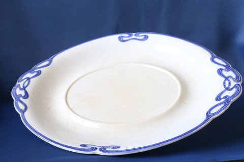 Villeroy & Boch, Blå Olga, Ovalt fad til terrin
Længde 37 cm.
Bred  27 cm