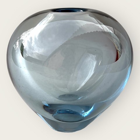 Holmegaard
Ball vase
Aqua
*DKK 375
