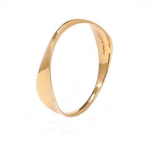 Hans Hansen Denmark 14kt gold bangle. D inside: 
6,2cm. W: 31,9gr