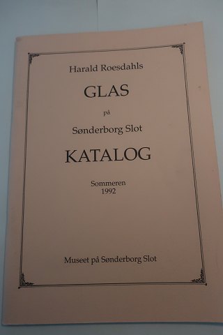 Glas på Sønderborg Slot
Af Harald Roesdahls
Katalog
1992
Sideantal: 70