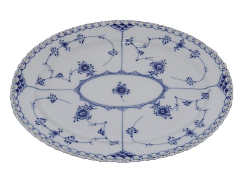 Blue Fluted Full Lace
Platter 30.4 cm. #1147