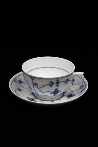 Rare Royal Copenhagen Blue Fluted Plain tea cup. 
RC# 1/69...