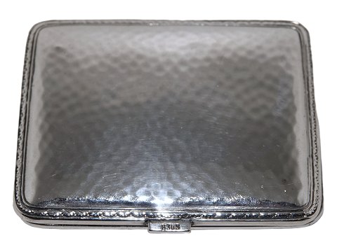 Hans Jensen silver
Small case 8.1 cm.
