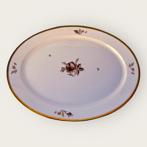 Royal Copenhagen
Brun rose
Serveringsfad
#688/ 9010
*300Kr