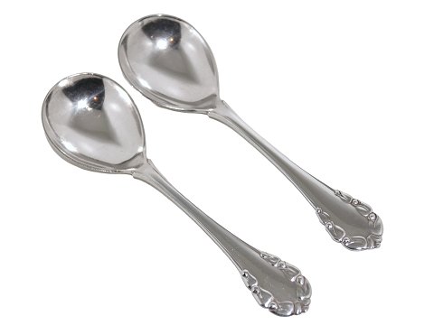 Georg Jensen Liljekonval
Marmeladeske 14,5 cm.