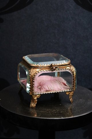 Antique French jewelery box in bronze and faceted glass and silk cushion at the 
bottom...