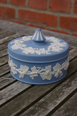 Bestellnummer: po-Wedgewood bonbonniere