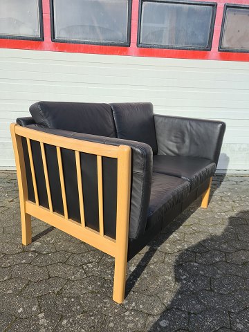 2 Personers
sofa Kr. 2400,-