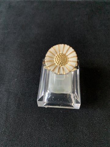 Elegant #Marguerit Ring i Sterling Sølv
Stemplet. 925
Størrelse. 62