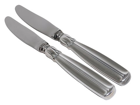 Lotus silver
Luncheon knife 19.5 cm.