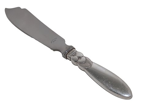 Georg Jensen Cactus sterling silver
Cake knife 26.6 cm.