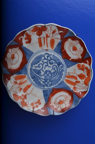 Imari porcelain Plate