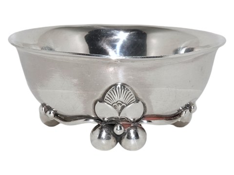 item no: 594221