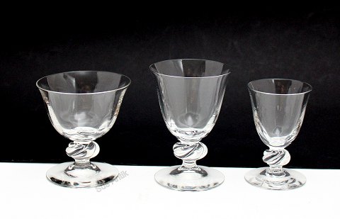 Drinking glass
